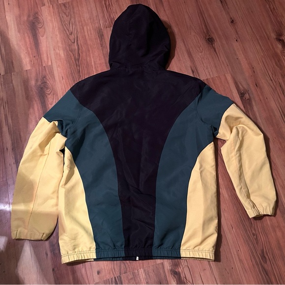 Empyre windbreaker - Picture 2 of 2